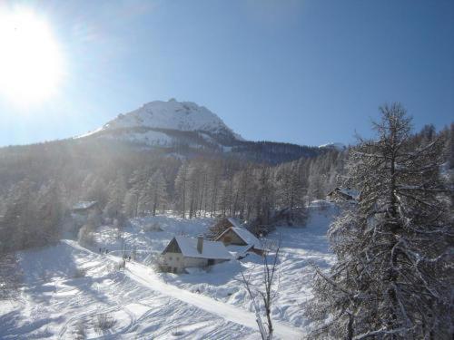 Le Passe Montagne Villa Saint Chaffrey Bagian luar foto