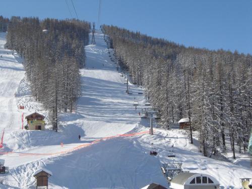 Le Passe Montagne Villa Saint Chaffrey Bagian luar foto